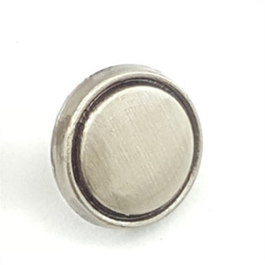Écologique de <span class=keywords><strong>Haute</strong></span> qualité Ronde Délicate Main <span class=keywords><strong>Couture</strong></span> Bouton En Métal pour les Costumes - Product Image 5