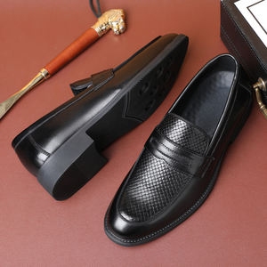 Mocasines de Diseño para Hombre, Zapatos de Vestir de Otoño, Zapatos de Cuero para Hombre con Cinturón, Zapatos Náuticos de Piel de Becerro de la Mejor Calidad - Product Image 2