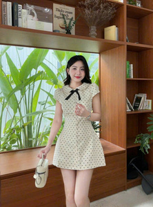 Vestido blanco con lunares y cuello Peter Pan, con lazo negro, manga corta, corte en A, estilo vintage, informal, de poliéster. - Product Image 6