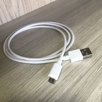 Cable de Carga Rápida Cantell USB-C a Micro USB con Conductor de Cobre Puro de 1M para Android y Computadora