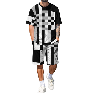 Ensemble décontracté homme été 2026 : T-shirt à manches courtes et short en polyester léger, col rond, confortable pour l'extérieur et la détente - Product Image 1