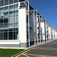 Bâtiments d'atelier métalliques préfabriqués avec des structures en acier finement traitées, utilisés pour répondre aux besoins de production et de stockage industriels
