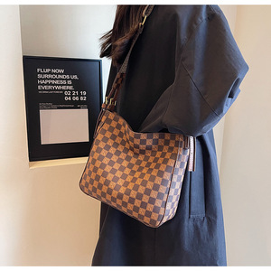 Thời Trang Hợp Thời Trang Checkerboard In Phụ Nữ Xô Túi Trọng Lượng Nhẹ Vai Crossbody Túi Đảng Cuộc Sống Hàng Ngày Sử dụng - Product Image 4