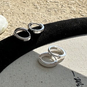 Boucles d'oreilles en argent pur S925, œil de chat, design circulaire simple, élégant, tempérament artistique, simple, niche, créoles fines, bijoux - Product Image 4