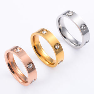 Anillos de Compromiso de Acero Inoxidable Brillante de 4.8MM de Ancho con 6 Circonitas, Color Oro/Rosa, para <span class=keywords><strong>Mujer</strong></span>, Regalo de Joyería - Product Image 1