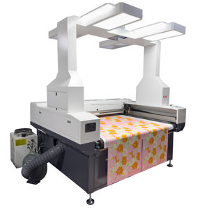 เครื่องตัดเลเซอร์ CO2 6 แกน ขนาด 1.6*1 เมตร สำหรับตัดผ้าอะคริลิก รุ่น Single Cutter Big Vision พร้อมระบบ AI ผลิตภาพสูง แบบพาโนรามา อัตโนมัติ - Product Image 4