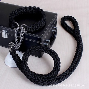 Luxuriöses Handgewebtes Einfarbiges Polyester/Nylon P-Ketten Explosionsgeschütztes Halsband Hundeleine-Set Bänder für Mittelgroße/Große Hunde Weich Langlebig - Product Image 3