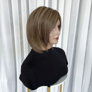 Pelucas de Cabello Humano Corto de Lujo Listas para Enviar para Mujeres Blancas con Reflejos Rubios, Corte Bob, Cutícula Alineada, Cabello Europeo Virgen - Product Image 1