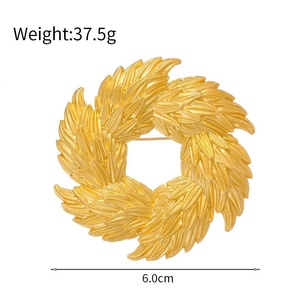 <span class=keywords><strong>Broche</strong></span> vintage en alliage doré en forme de couronne de branches d'<span class=keywords><strong>olivier</strong></span>, élégante épingle de revers en forme de feuille pour accessoire de costume ou de pull - Product Image 2