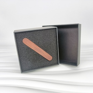 Biểu Tượng Tùy Chỉnh Nhôm Hợp Kim Xe Làm Mát Không Khí <span class=keywords><strong>Vent</strong></span> <span class=keywords><strong>Clip</strong></span> Kim Loại Trang Trí Xe Gỗ Xe Nước Hoa Khuếch Tán <span class=keywords><strong>Vent</strong></span> <span class=keywords><strong>Clip</strong></span> - Product Image 5