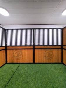 Kits d'écurie pour chevaux compacts et fonctionnels, en métal galvanisé, portes coulissantes/balançoires en bambou, construction robuste, design portable, flexible - Product Image 5