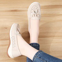 Sepatu Kasual Wanita Model Slip-On Berbahan Microfiber dengan Hiasan Rumbai, Model Wedge Moccasins, Terbaru 2026