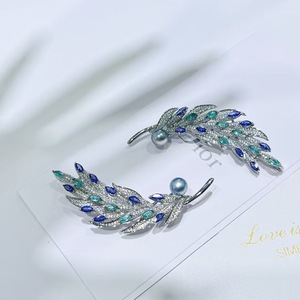Broche de poitrine de luxe haut de gamme pour femme, nouveau design en cristal en forme d'épi de blé, accessoires élégants pour costume - Product Image 5