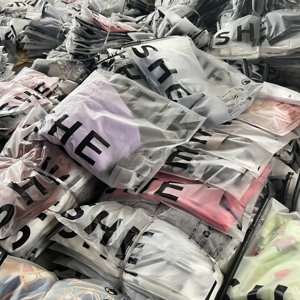 2026 New <b>Mixed</b> Apparel Stock Womens Short Top Bales T-shirt Used Clothing Womens Casual Dress - Product Image 1