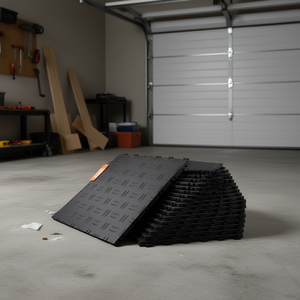 Dalles de sol de garage emboîtables Vevor 12 x 12 x 0,53 pouces, noires, antidérapantes, à clipser, en EVA, pour usage industriel - Product Image 2