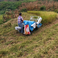 Moissonneuse-batteuse compacte à moteur diesel pour terrains en pente, montagnes, plaines, chemins étroits de villages, sols inégaux, rizières et champs de blé