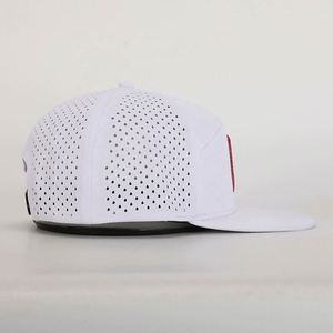 Gorra Snapback de 7 Paneles con Logotipo Bordado Personalizado OEM, Visera Plana, Lona de Poliéster, Orificios Cortados con Láser, Venta al por Mayor, Alta Calidad, Moda - Product Image 4