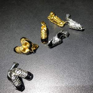 Collier <span class=keywords><strong>de</strong></span> sport vintage pour homme, mini sneaker, acier inoxydable plaqué or 18 carats, pendentif cool <span class=keywords><strong>de</strong></span> football, collier <span class=keywords><strong>de</strong></span> <span class=keywords><strong>course</strong></span> <span class=keywords><strong>à</strong></span> <span class=keywords><strong>pied</strong></span> - Product Image 5