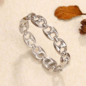 Bracelet tendance pour <span class=keywords><strong>femme</strong></span> en acier inoxydable plaqué or 18 carats PVD, hypoallergénique, motif nez de cochon, forme grain de café, bijou massif, en promotion - Product Image 3