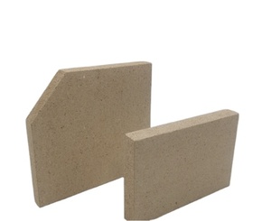 Panneau d'isolation réfractaire en <span class=keywords><strong>vermiculite</strong></span> personnalisé, durable et ignifuge pour fours et fours à combustion, respectueux de l'environnement - Product Image 1