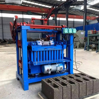 Machine automatique de fabrication de pavés en béton creux, de blocs de pavage et de briques de ciment - Prix
