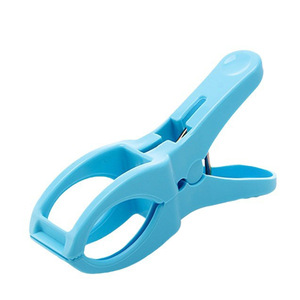 Large Quilt Drying <b>Clip</b> Plastic Strong Windproof Outdoor Clothespin For Bedding - Product Image 5