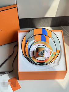 Vajilla de Porcelana Fina de Lujo Serie Caballo para Negocios y Hogar, Juego de Cena de 4 Piezas con Platos, Tazas y Platillos, Logotipo Personalizado - Product Image 2