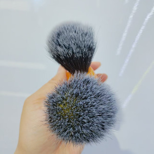 CLOUD Özel Logolu Sentetik Kıllar Tıraş Kremi Sabunu Güvenli Tıraş Kişiselleştirilmiş Erkek Tıraş Fırçası - Product Image 3