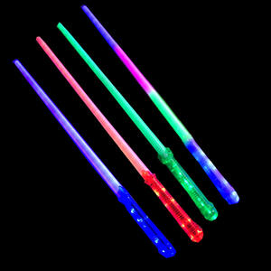 Sabre lumineux LED pour enfants <span class=keywords><strong>épée</strong></span> en plastique clignotante lumineuse colorée jouet de fête de Style Pixel classique cadeau parfait pour les garçons - Product Image 4