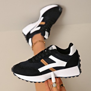<span class=keywords><strong>Scarpe</strong></span> <span class=keywords><strong>Sportive</strong></span> Casual da <span class=keywords><strong>Donna</strong></span> con Piattaforma, Comode e Traspiranti, Colori Classici Brillanti, Vendita all'Ingrosso - Product Image 6