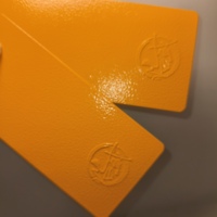 Peinture en poudre époxy-polyester thermodurcissable pour revêtement métallique et peinture d'appareils électroménagers à usage intérieur