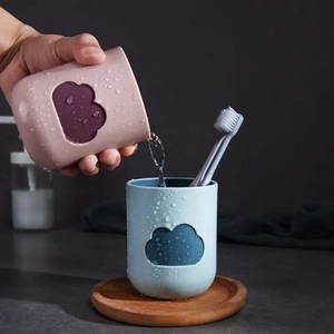 แก้วน้ำล้างปากแบบพกพา 2 ชั้น รุ่น Creative Cloud สำหรับเด็กและคู่รัก สีฟ้าอ่อน สีน้ำเงินเข้ม สีขาวอมเทา - Product Image 3