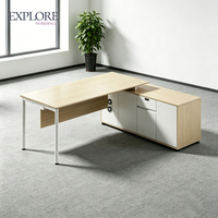 Bureau de direction en bois moderne, professionnel, luxueux et personnalisable avec prise électrique, panneau de modestie et rangement, garantie de 3 ans