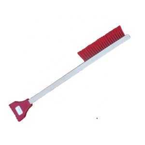 Wooden Long Handle <strong>Power</strong> Bristle <strong>Snow</strong> <strong>Brush</strong> <strong>with</strong> <strong>Ice</strong> <strong>Scraper</strong> - Product Image 4