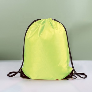 Grosir ransel tali poliester 210D ransel olahraga luar ruangan tahan air dengan Logo cetak dan pola kartun - Product Image 3