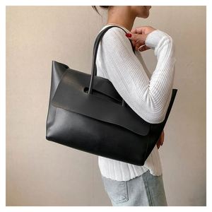 Femme nouvelle mode Version coréenne grande capacité sac à main automne et hiver rétro passer le sac à bandoulière sacs à bandoulière pour dames - Product Image 4