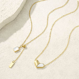 Joyería de moda para mujer, collar con colgante geométrico de concha en forma de corazón de PVD chapado en oro de 18 quilates de acero inoxidable, múltiples estilos - Product Image 2