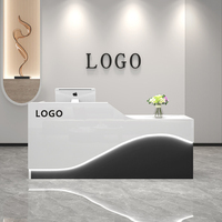 Comptoir de caisse moderne et simple, comptoir de bar, petit comptoir commercial de luxe léger, bureau de réception