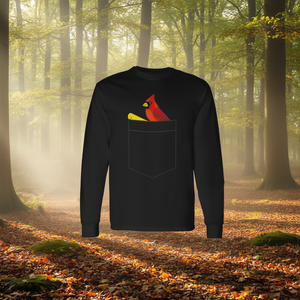 Camiseta de manga larga con diseño de pájaro cardenal en el bolsillo, diseño bonito para amantes de la naturaleza - Product Image 3