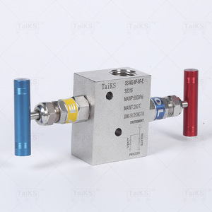 Collecteurs à double vanne fournis par le fabricant avec filetages internes, ensembles de vannes de commande à deux voies disponibles sur commande - Product Image 1