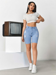 Short en <span class=keywords><strong>jean</strong></span> skinny bleu clair déchiré avec <span class=keywords><strong>ourlet</strong></span> <span class=keywords><strong>effiloché</strong></span> pour sorties décontractées et vacances, taille mi-haute, délavage clair, extensible, pour <span class=keywords><strong>femme</strong></span> - Product Image 3