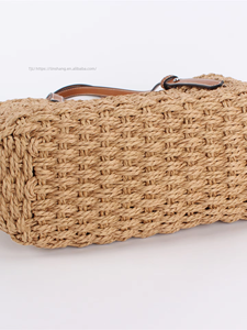 Sac de plage Tanjing haut de gamme français, de style occidental, grande capacité, fait main, avec fermeture éclair, en paille tressée, couleur unie, polyvalent et ajouré - Product Image 4