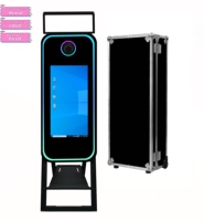Photomaton Magic Mirror 40 pouces avec écran tactile, mini PC intégré et flight case, disponible en entrepôt UE et USA