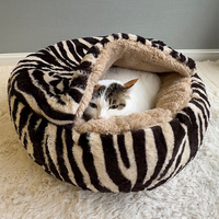 SUREWALHOME Chat Tente Cave Semi Fermée Pet Bed Claming Cat Chiot Lits pour Petit Moyen Animal avec Coussin de Sommeil Doux