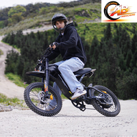 Motocicleta de Turismo con Batería de 60V 30AH, Suspensión Ajustable y Más de 2000W