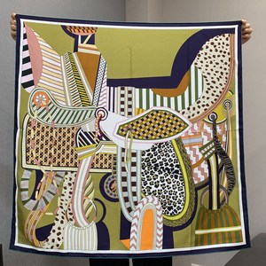 Double Side Contrast Color Twill 100% Mulberry <b>Silk</b> <b>Square</b> <b>Scarf</b>, Wholesale Luxury Women Fashion Shawl - Product Image 2