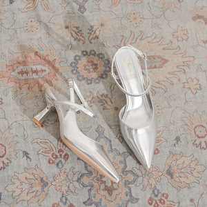 Sandalias de tacón de aguja plateadas con punta fina estilo francés para mujer, de verano, elegantes, con correa, estilo celebridad - Product Image 2
