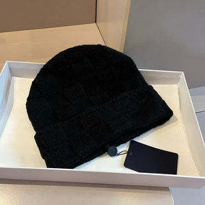 Topi Rajut Wol Desainer Mewah Dapat Dibalik Multi-Fungsi Hangat Musim Gugur Musim Dingin Pola Karakter Jacquard 100% Wol - Product Image 5