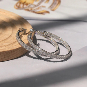 Orecchini a Perno Geometrici Rotondi per Donne, Accessori per Orecchie Semplici per Uso Quotidiano - Product Image 1