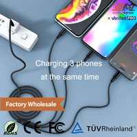 Câble de données 5-en-1 / 6-en-1 Type-C / USB-C / USB-A pour la recharge simultanée de 3 téléphones mobiles - Vente en gros